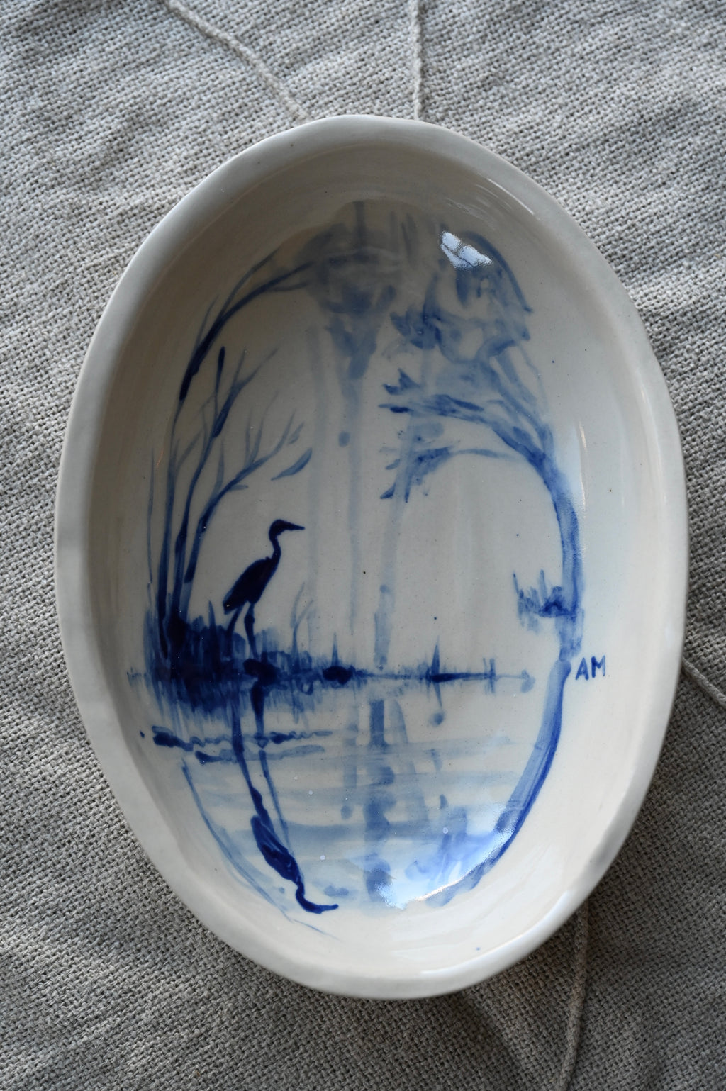 Ovale schaal met reiger