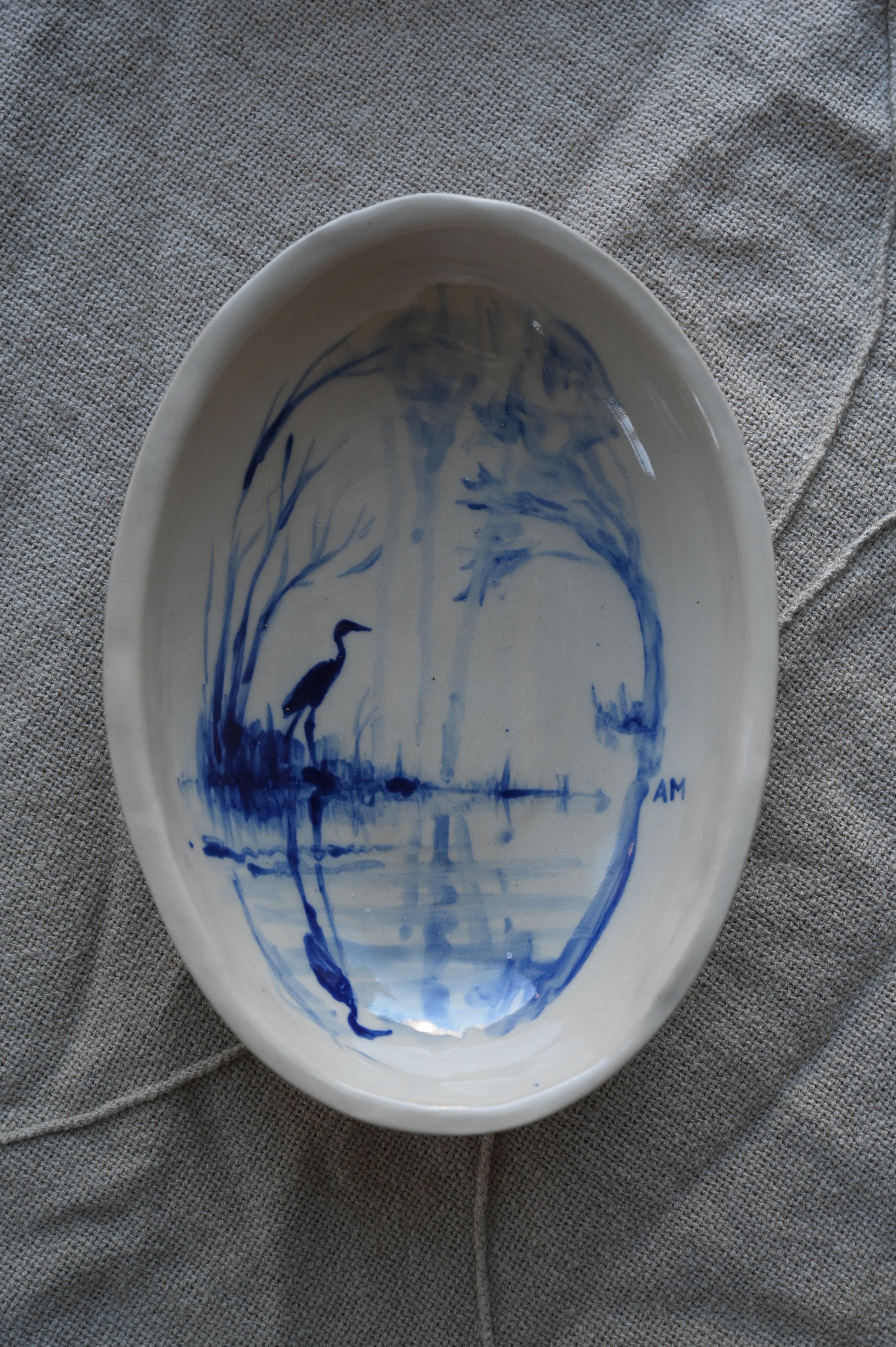 Ovale schaal met reiger